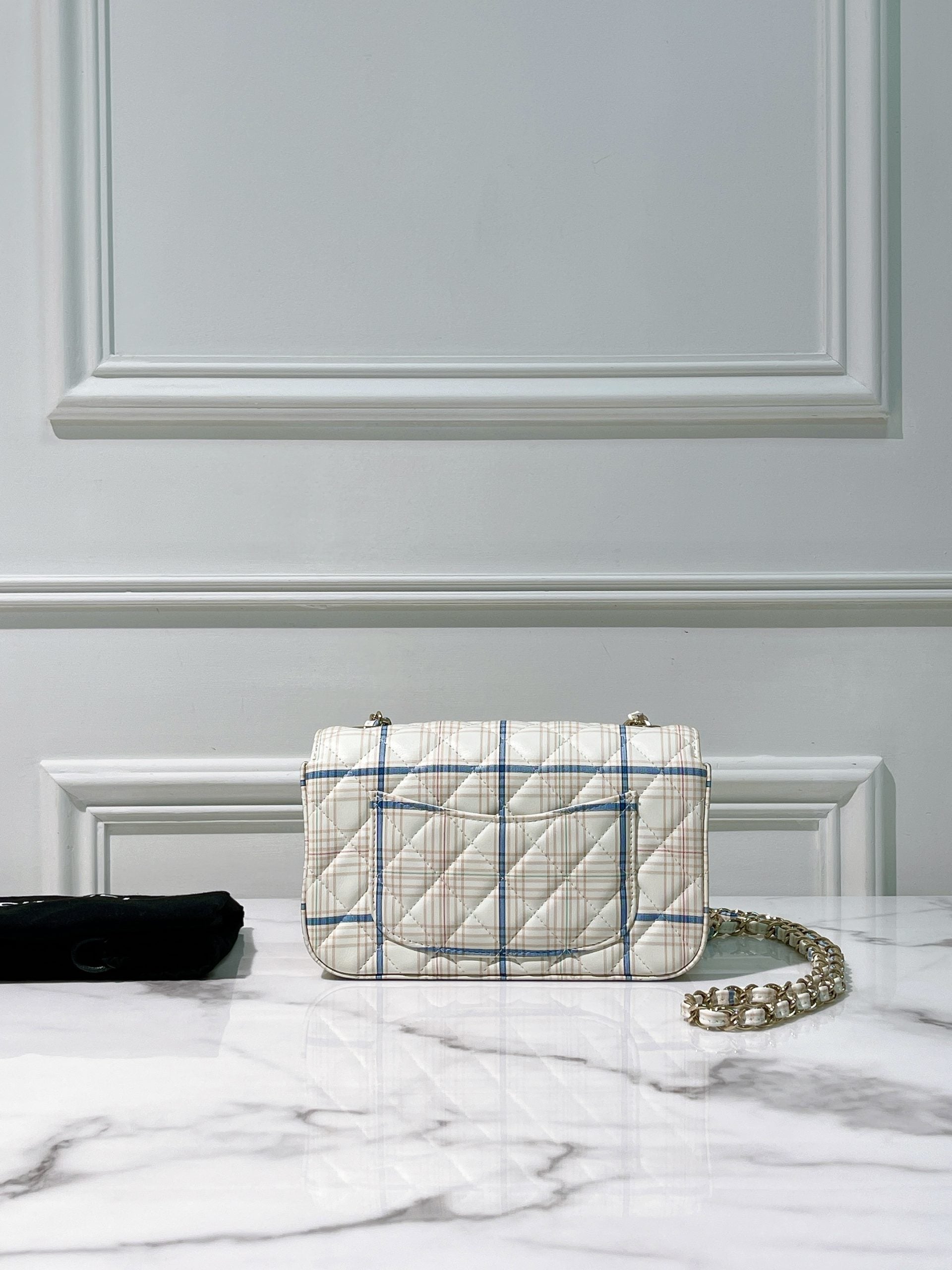 CHANEL 20C MINI FLAP