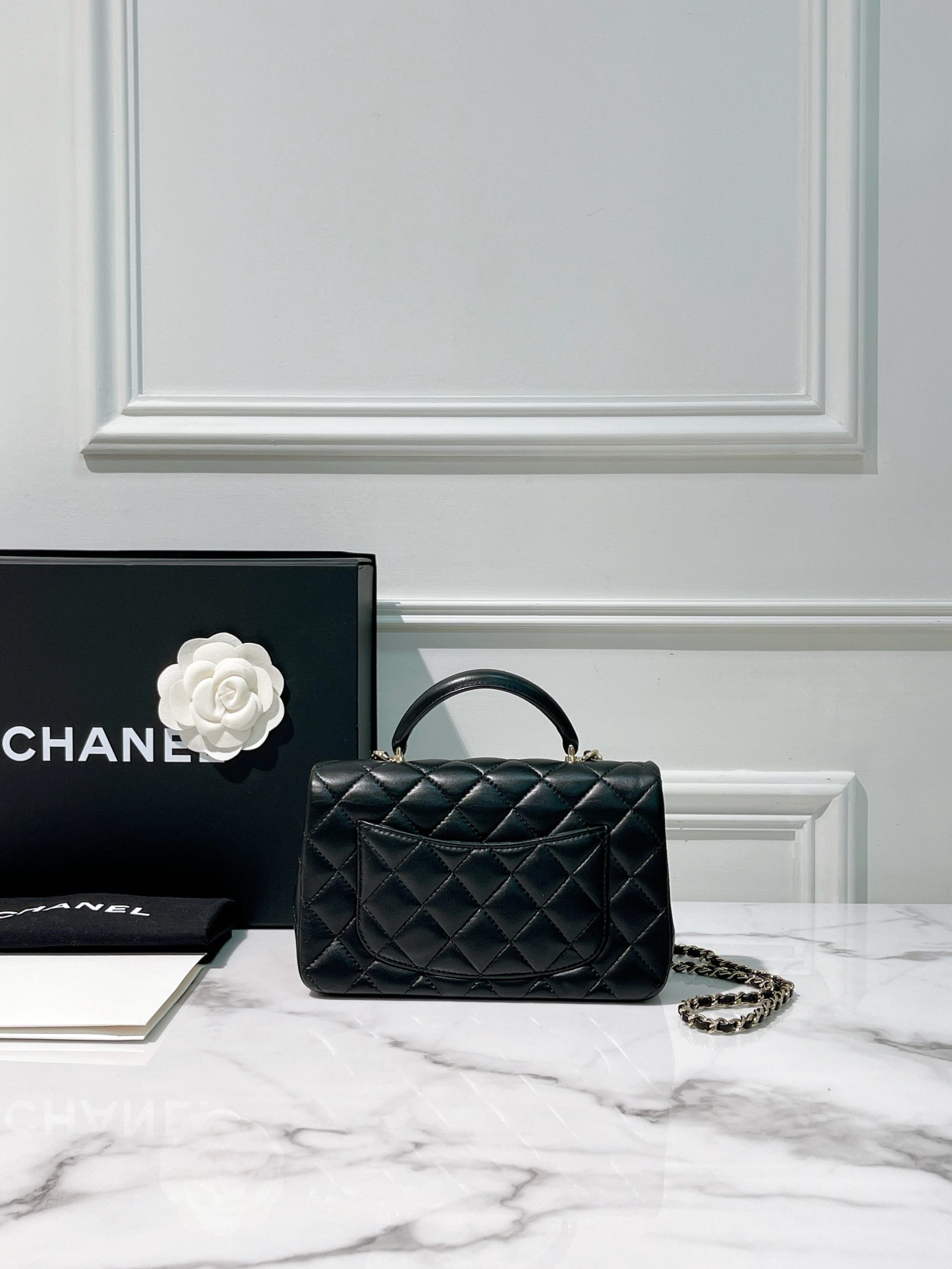 CHANEL MINI FLAP HANDLE