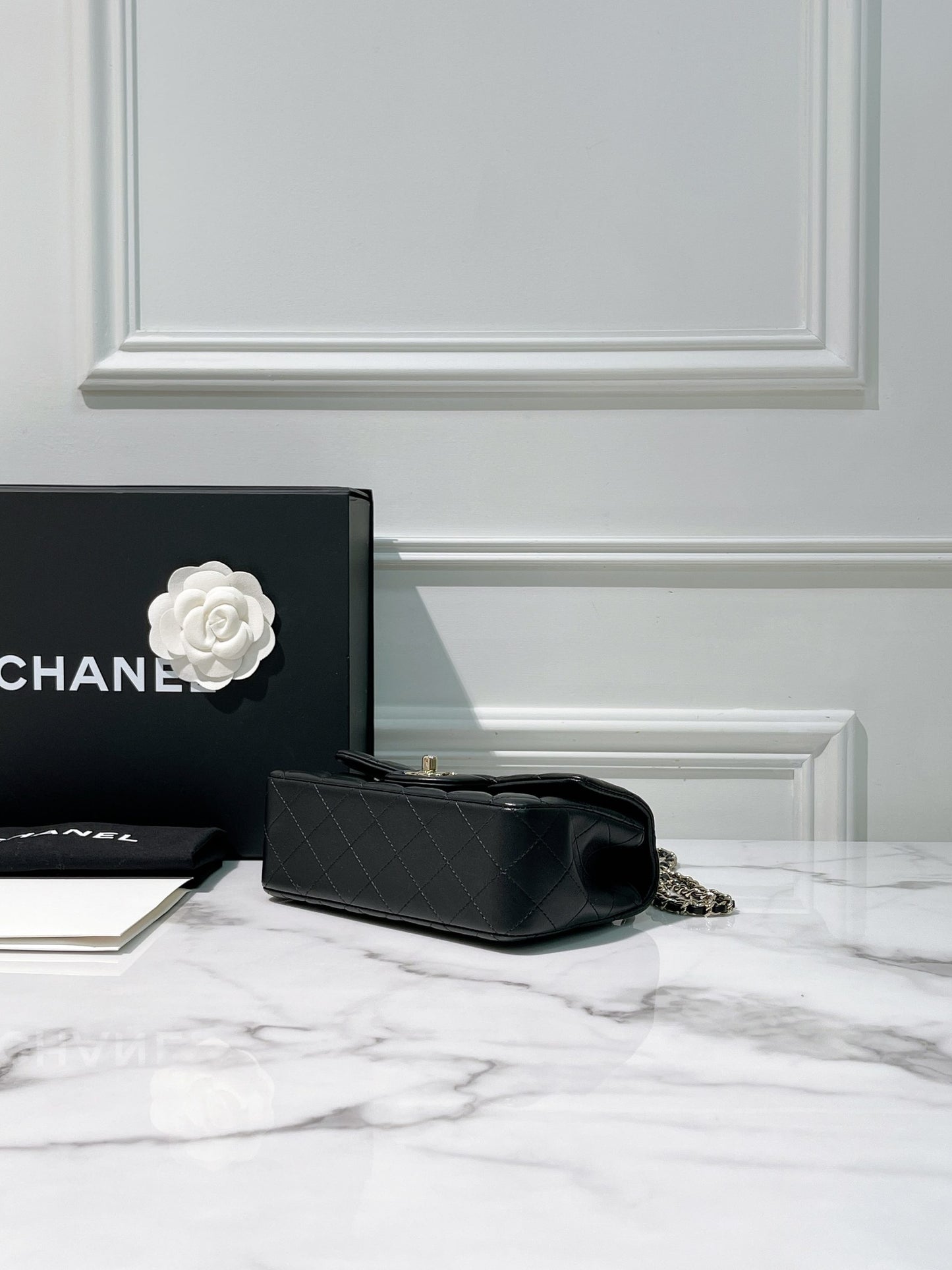 CHANEL MINI FLAP HANDLE