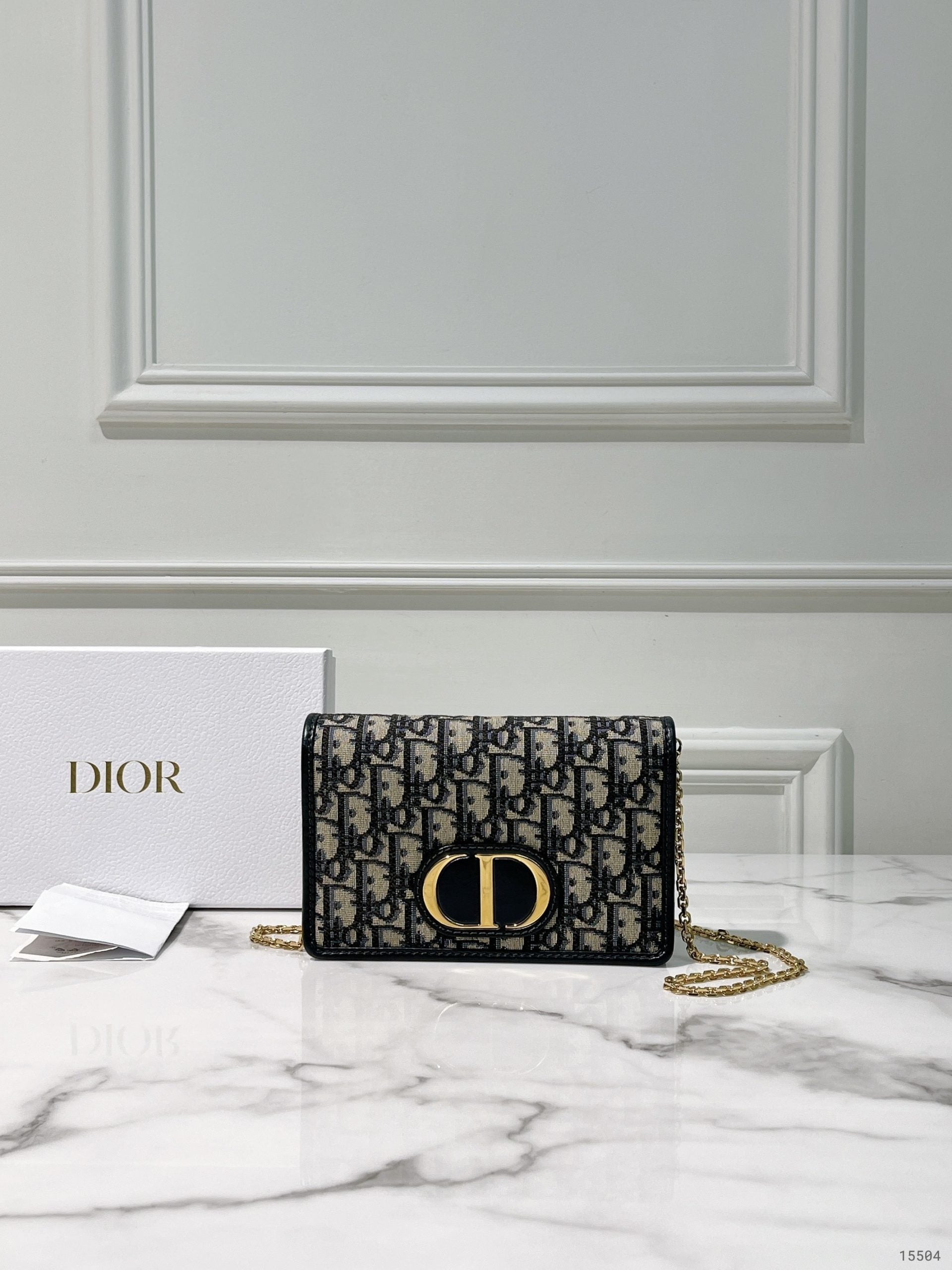 DIOR MONTAIGNE WOC