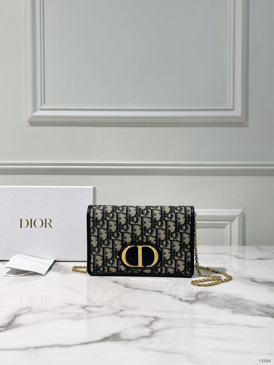 DIOR MONTAIGNE WOC