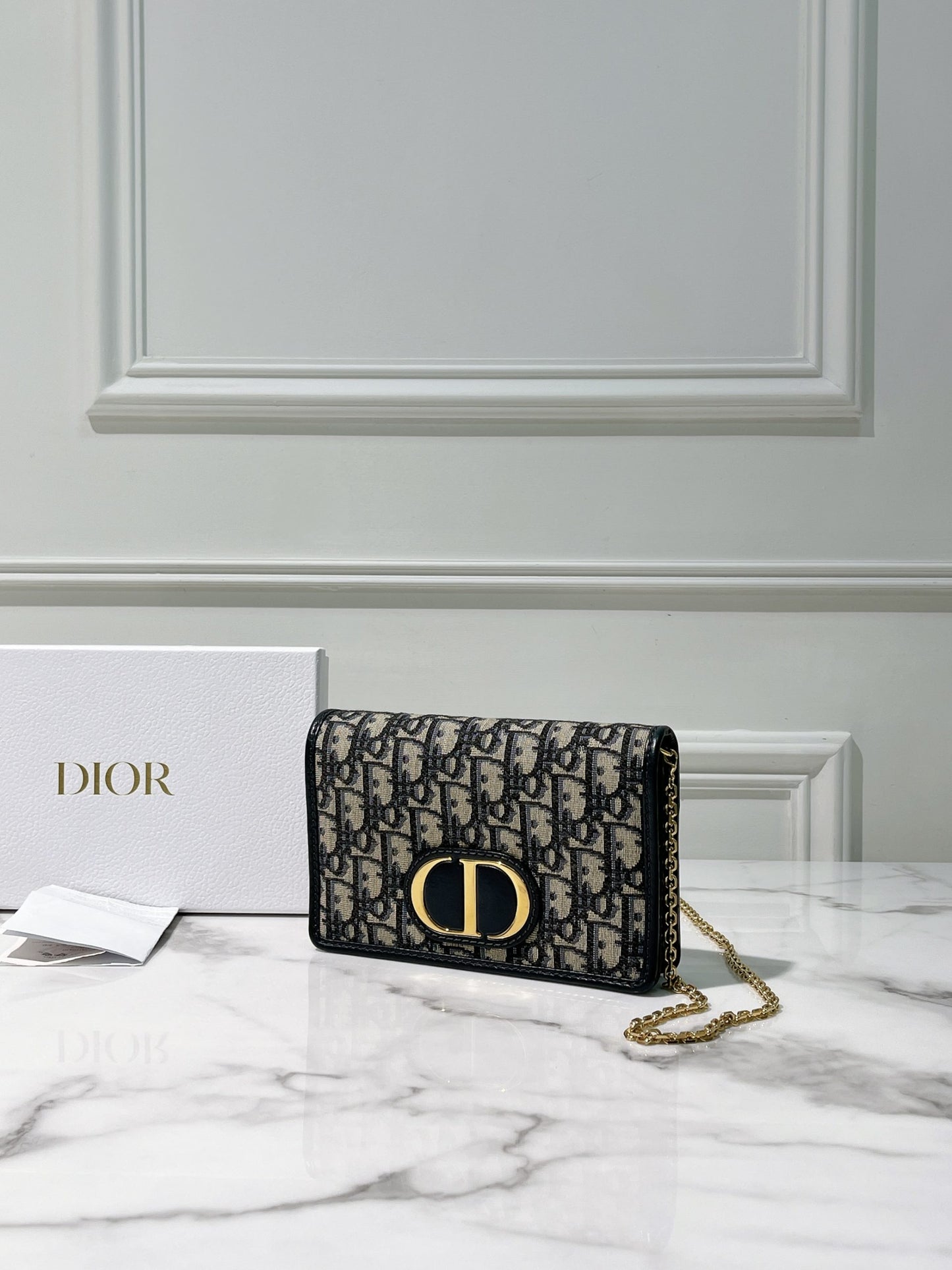 DIOR MONTAIGNE WOC