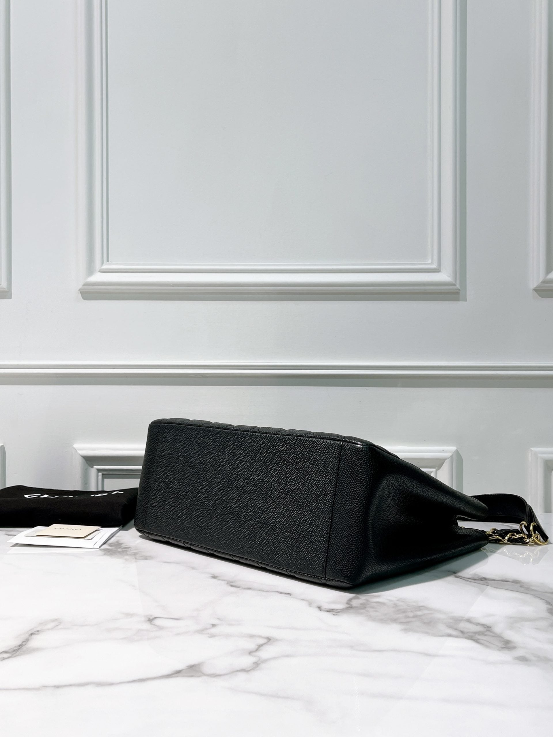 CHANEL GRAND SHOPPING TOTE