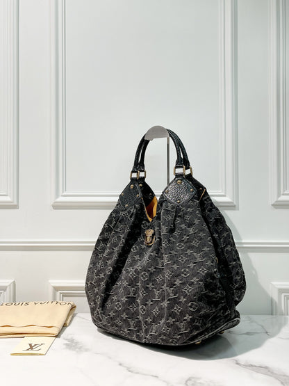 LV VINTAGE SHOULDER BAG