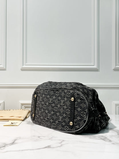 LV VINTAGE SHOULDER BAG