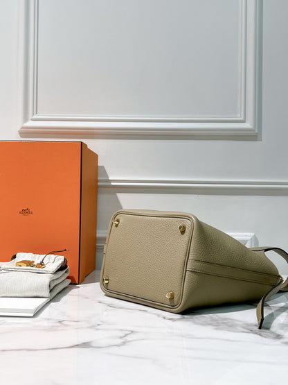 HERMES PICOTIN 18 BEIGE MARFA/GOLD