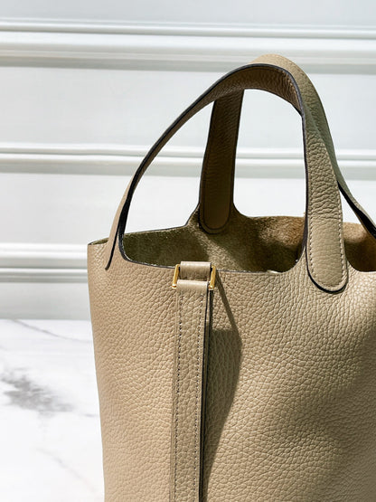 HERMES PICOTIN 18 BEIGE MARFA/GOLD