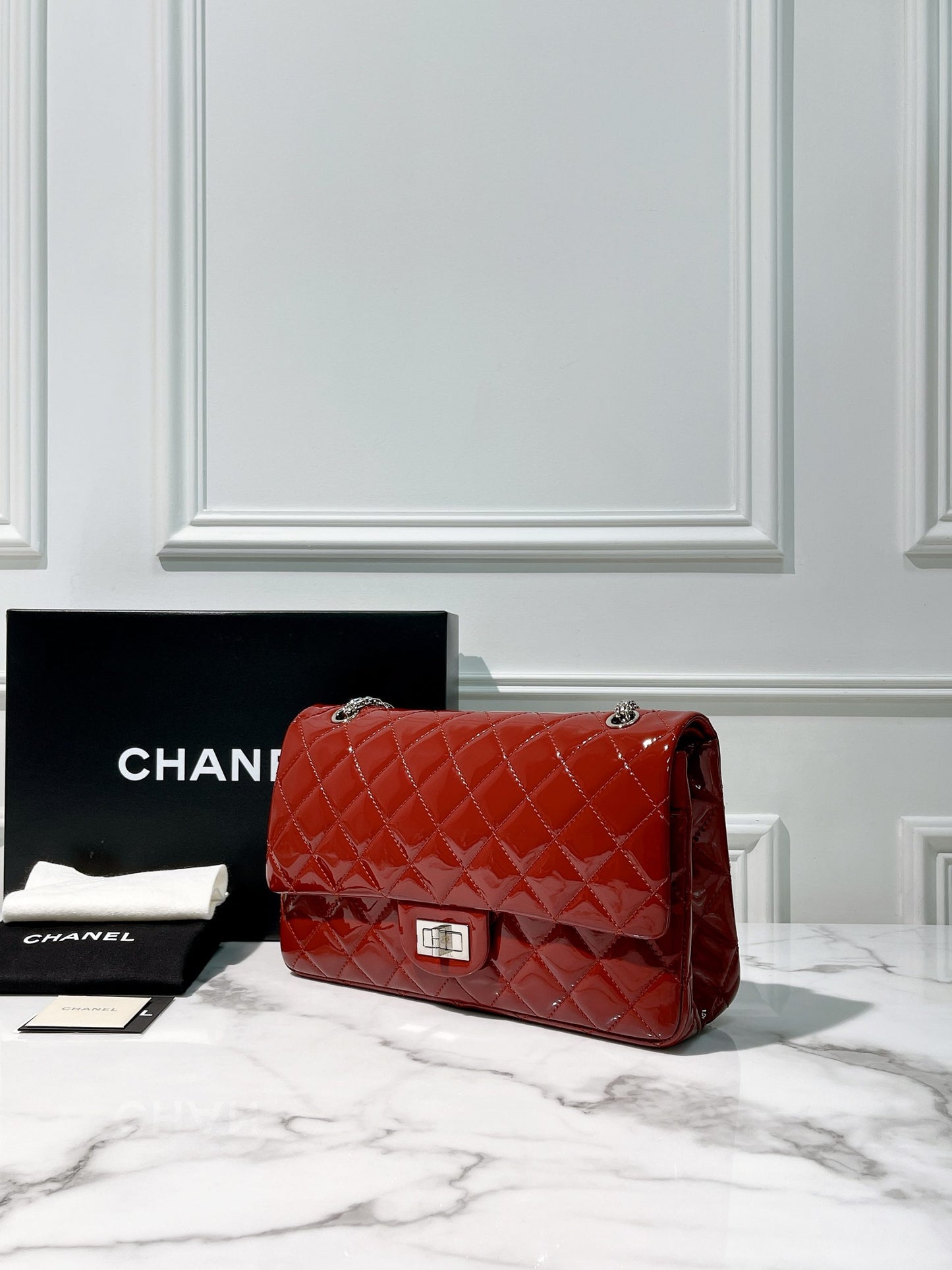 CHANEL JUMBO 2.55 HANDBAG