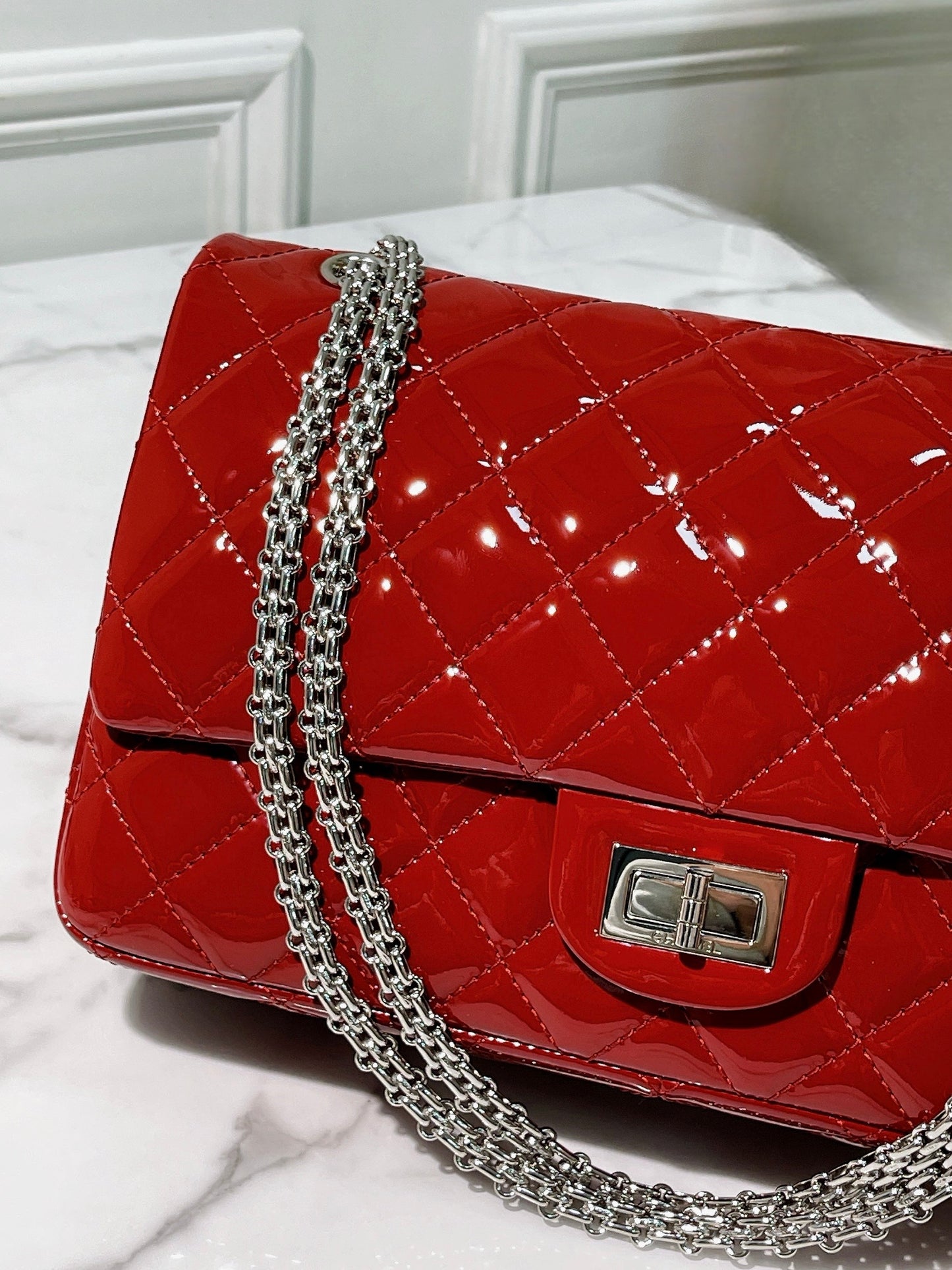 CHANEL JUMBO 2.55 HANDBAG