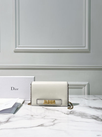 DIOR WOC