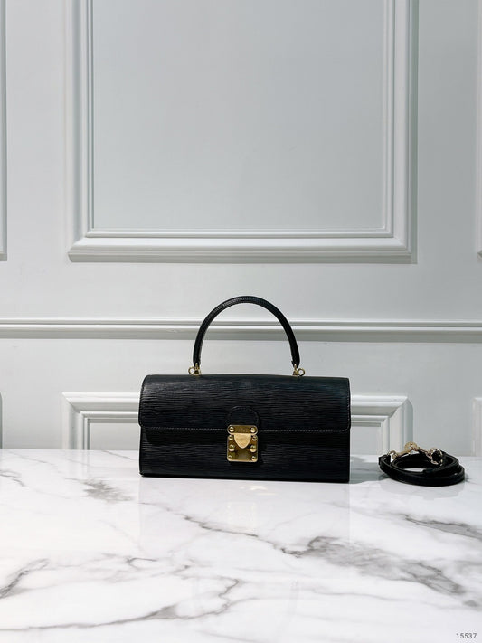 FENDI VINTAGE KELLY LONG