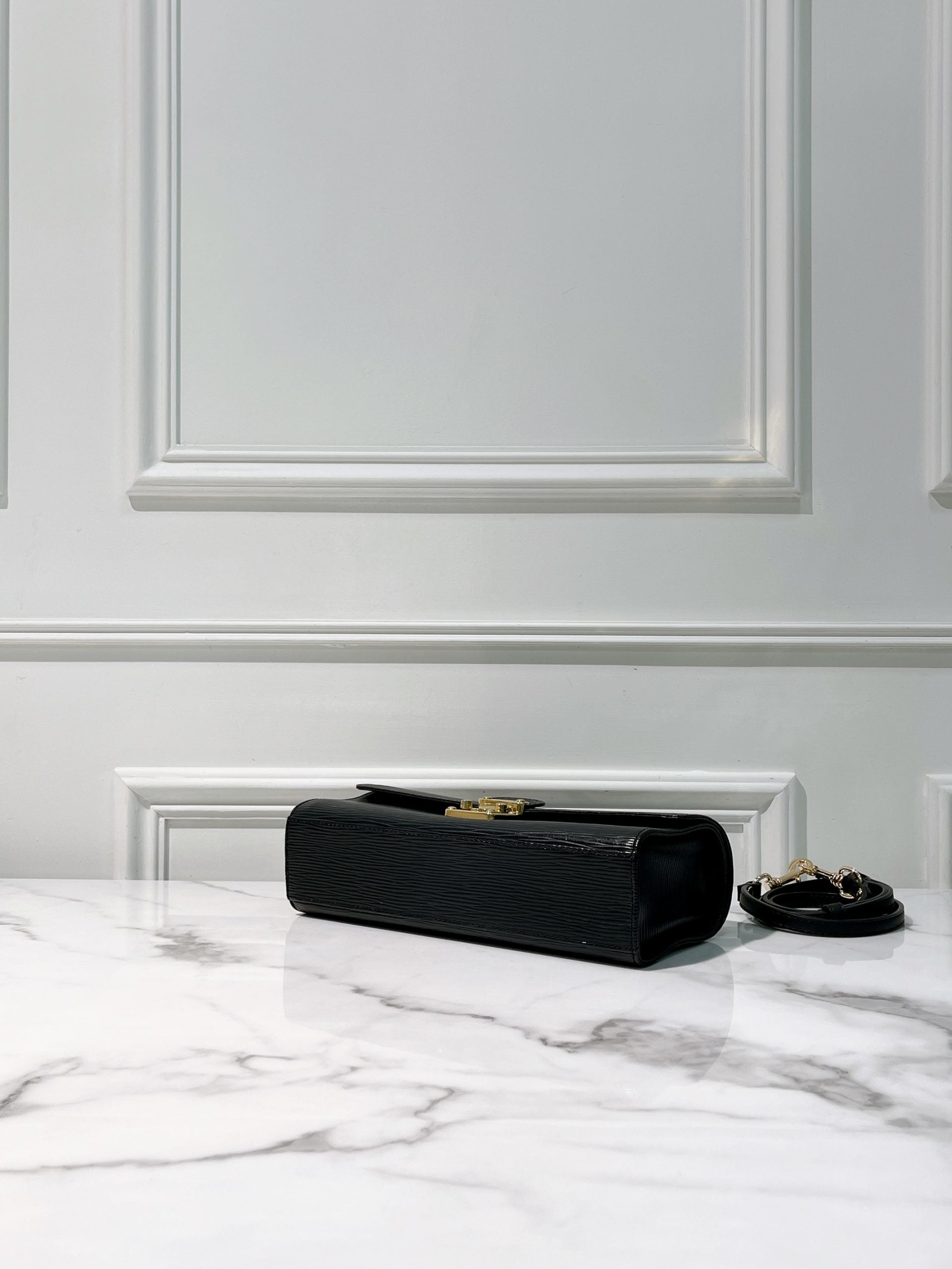 FENDI VINTAGE KELLY LONG