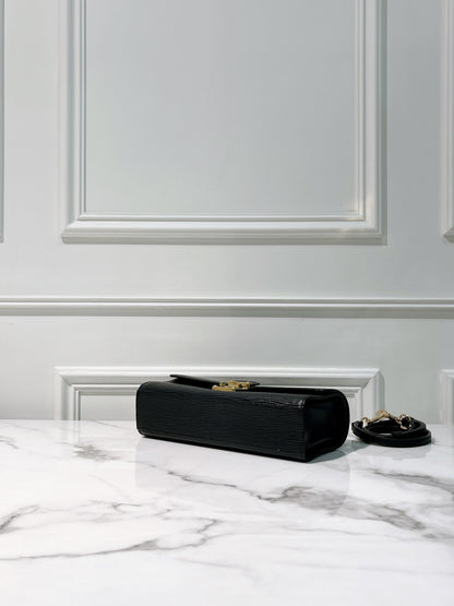 FENDI VINTAGE KELLY LONG