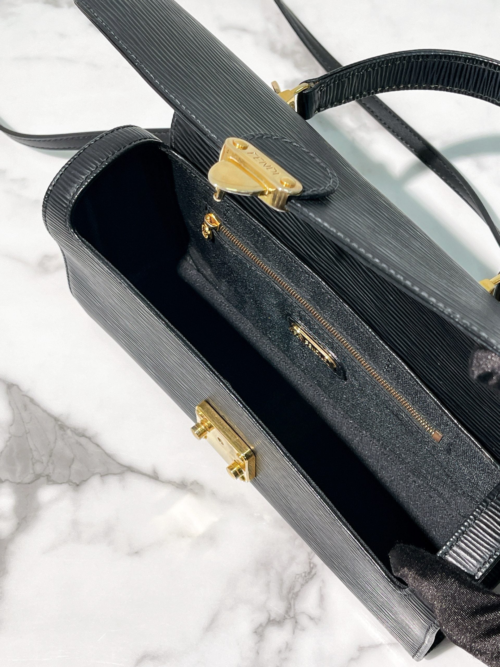 FENDI VINTAGE KELLY LONG