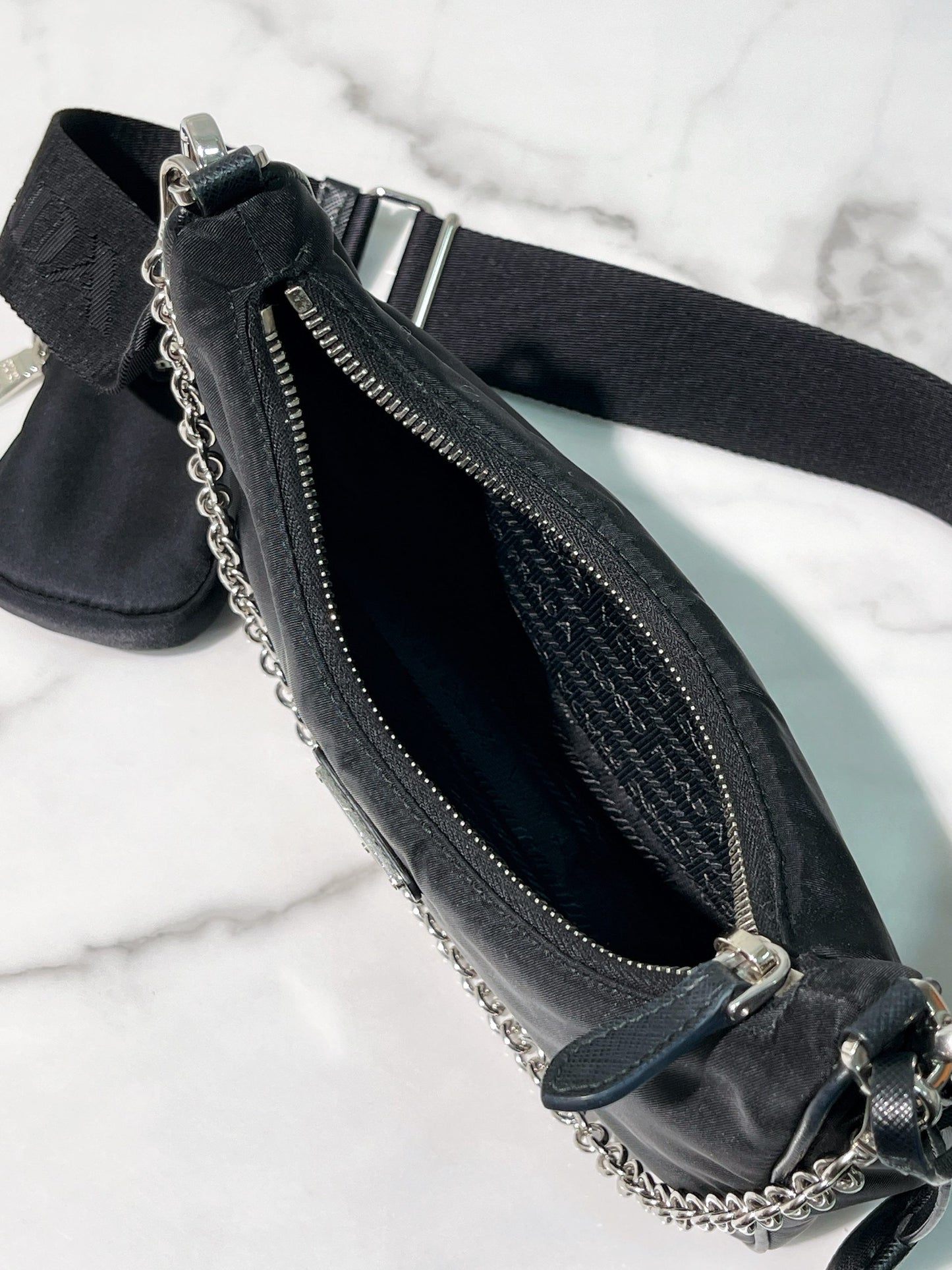 PRADA RE-EDITION 2005