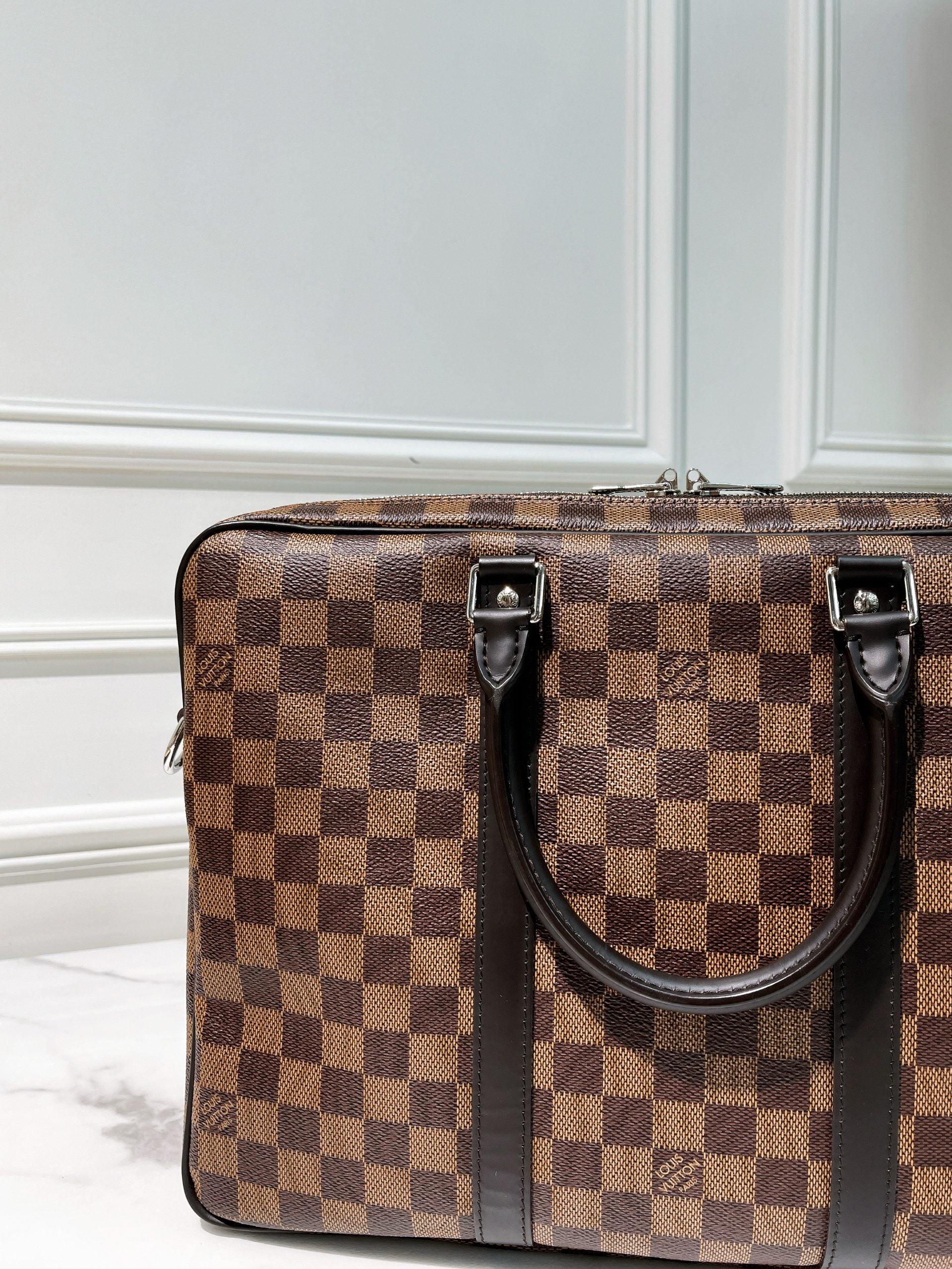 LV BRIEFCASE