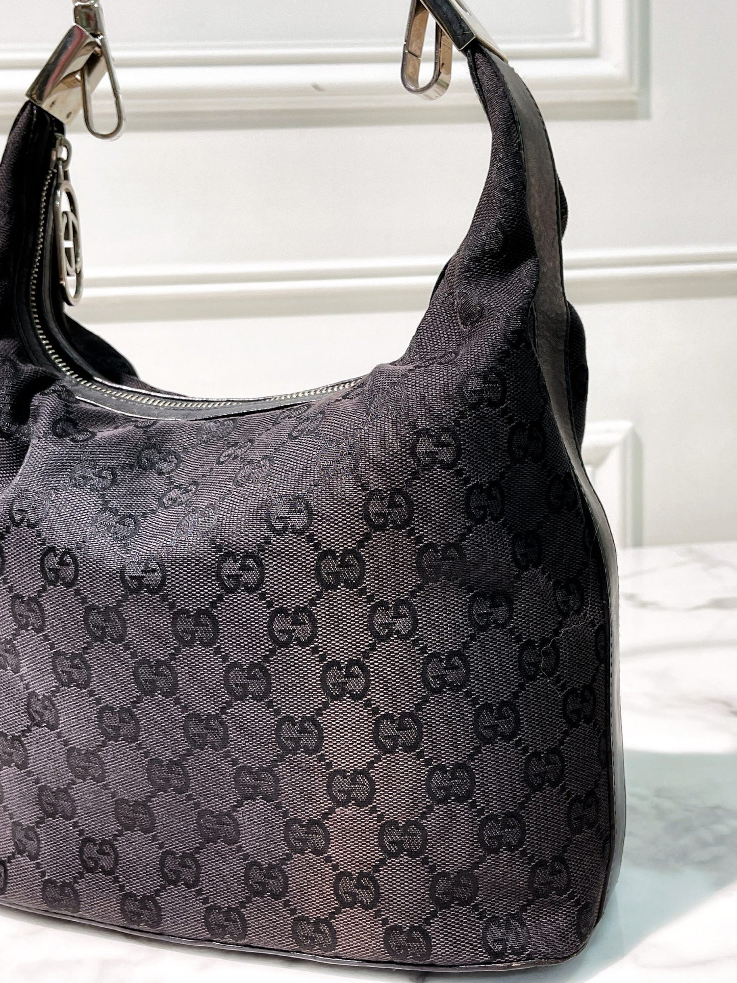 GUCCI VINTAGE SHOULDER BAG