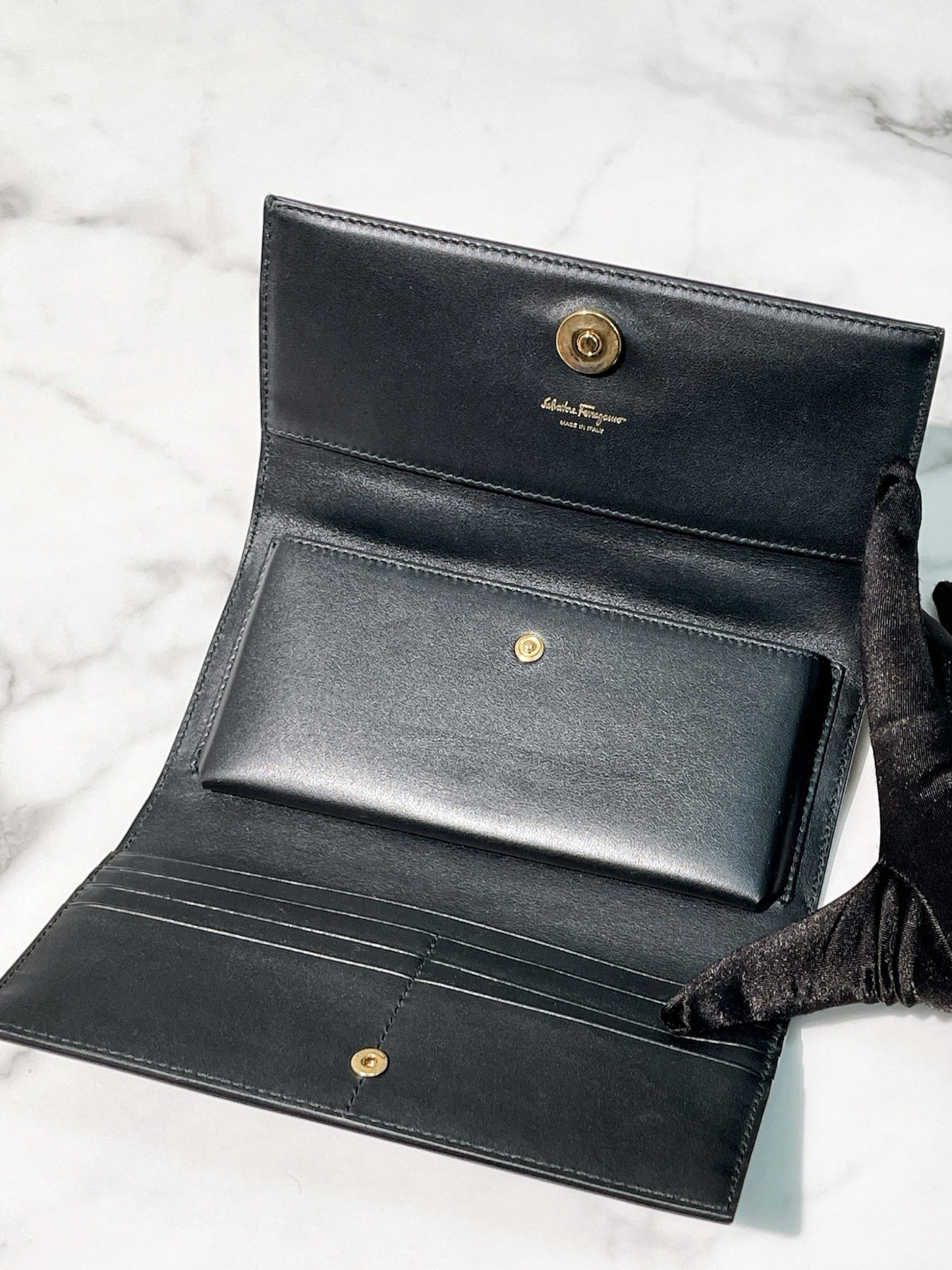 FERRAGAMO HANDLE WOC