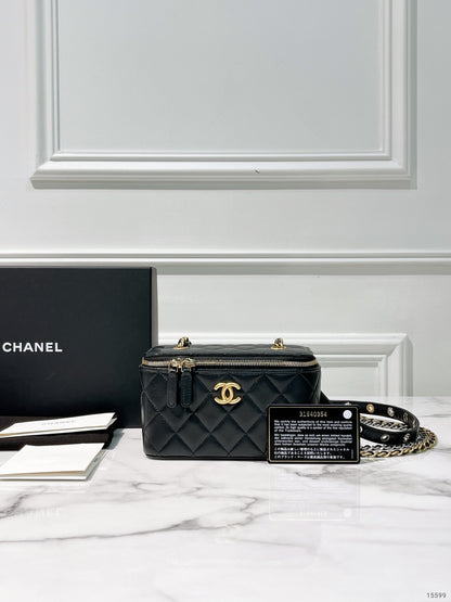 CHANEL VANITY CASE