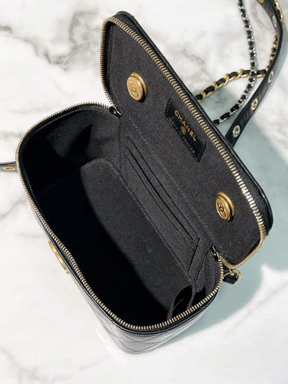 CHANEL VANITY CASE