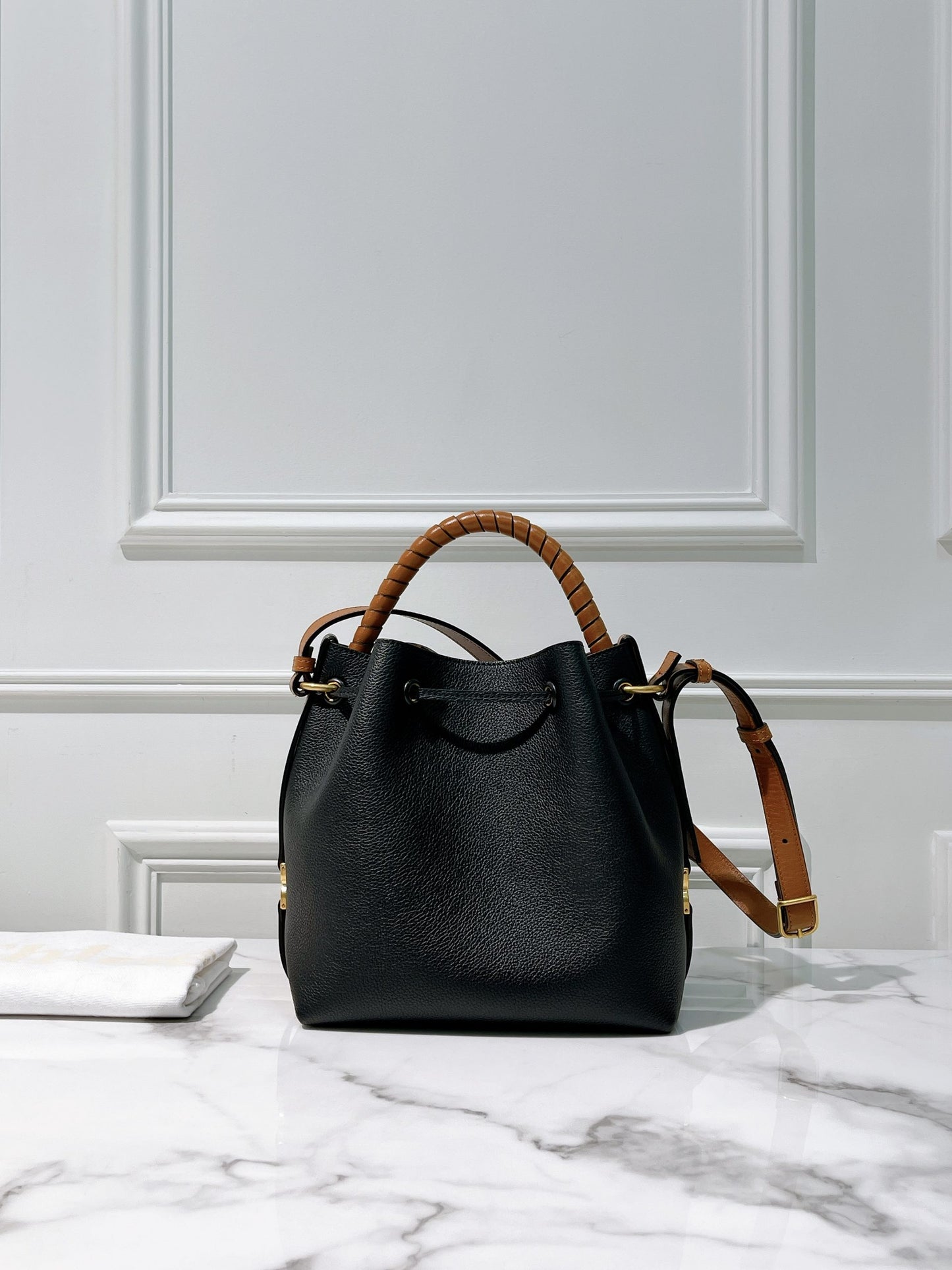 CHLOE MARCIE BUCKET BAG