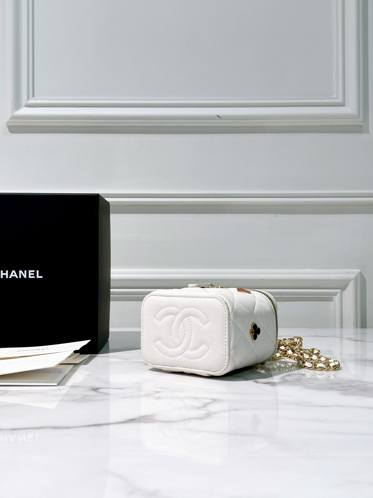 CHANEL 23C MINI VANITY CASE