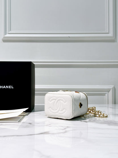 CHANEL 23C MINI VANITY CASE