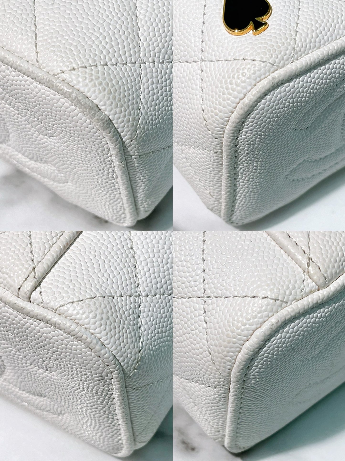 CHANEL 23C MINI VANITY CASE