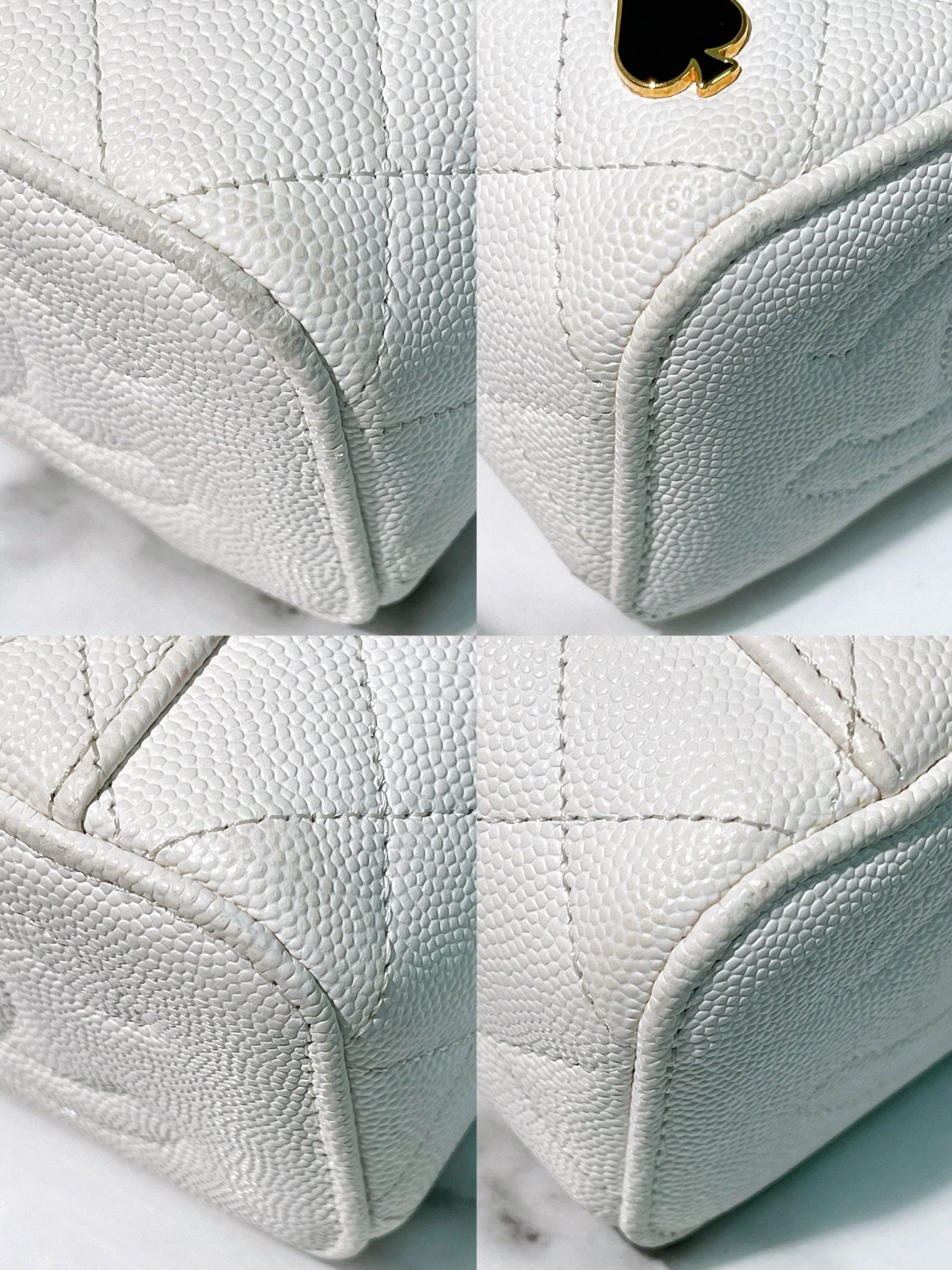 CHANEL 23C MINI VANITY CASE