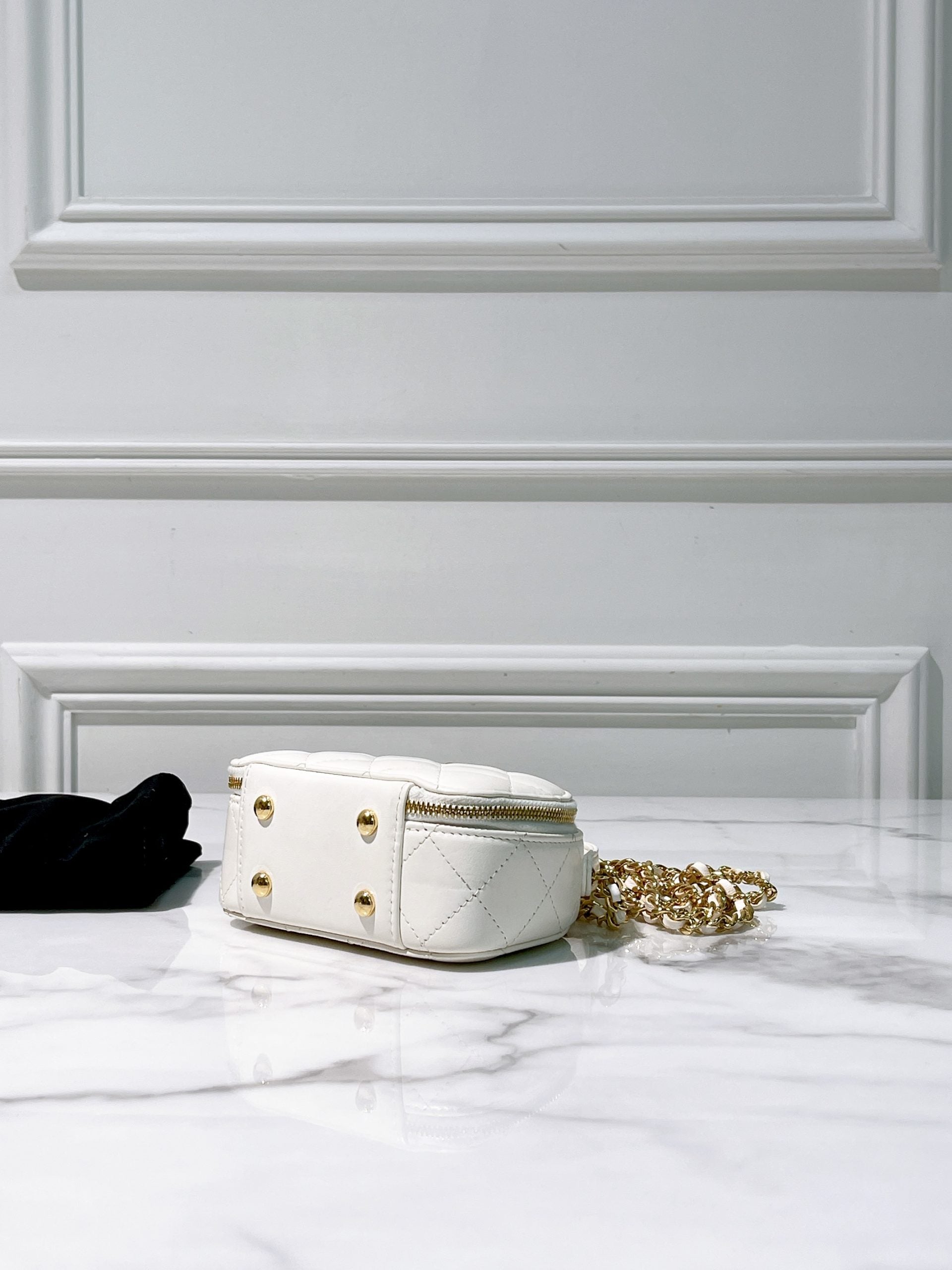 CHANEL 23C MINI CLUTCH