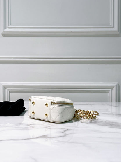 CHANEL 23C MINI CLUTCH