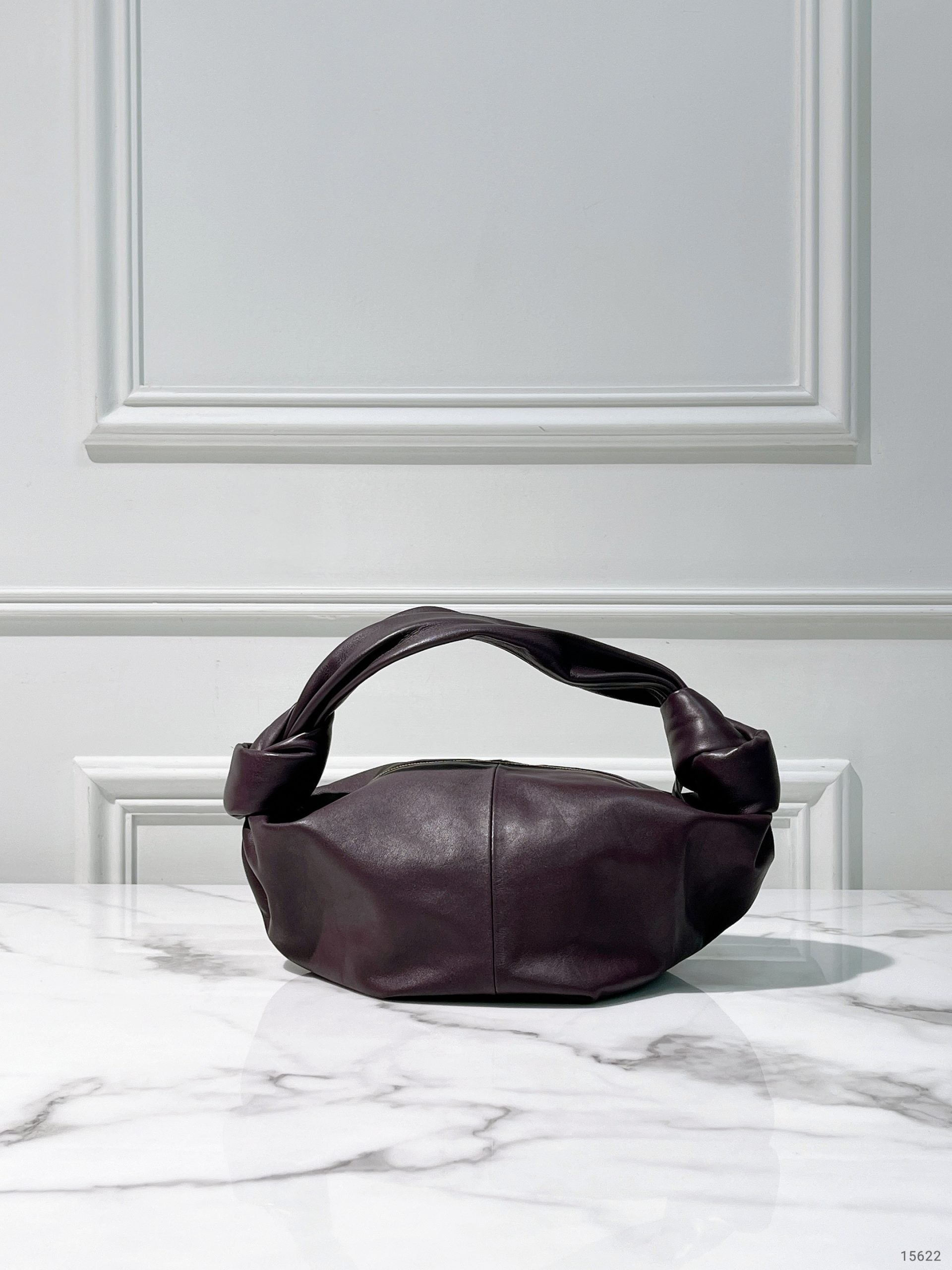 BOTTEGA VENETA DOUBLE KNOT