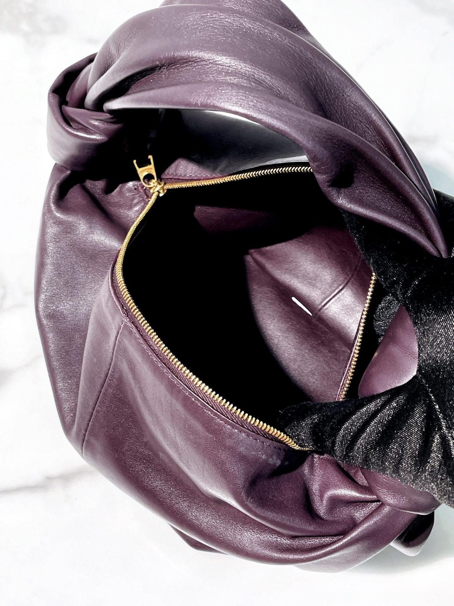 BOTTEGA VENETA DOUBLE KNOT