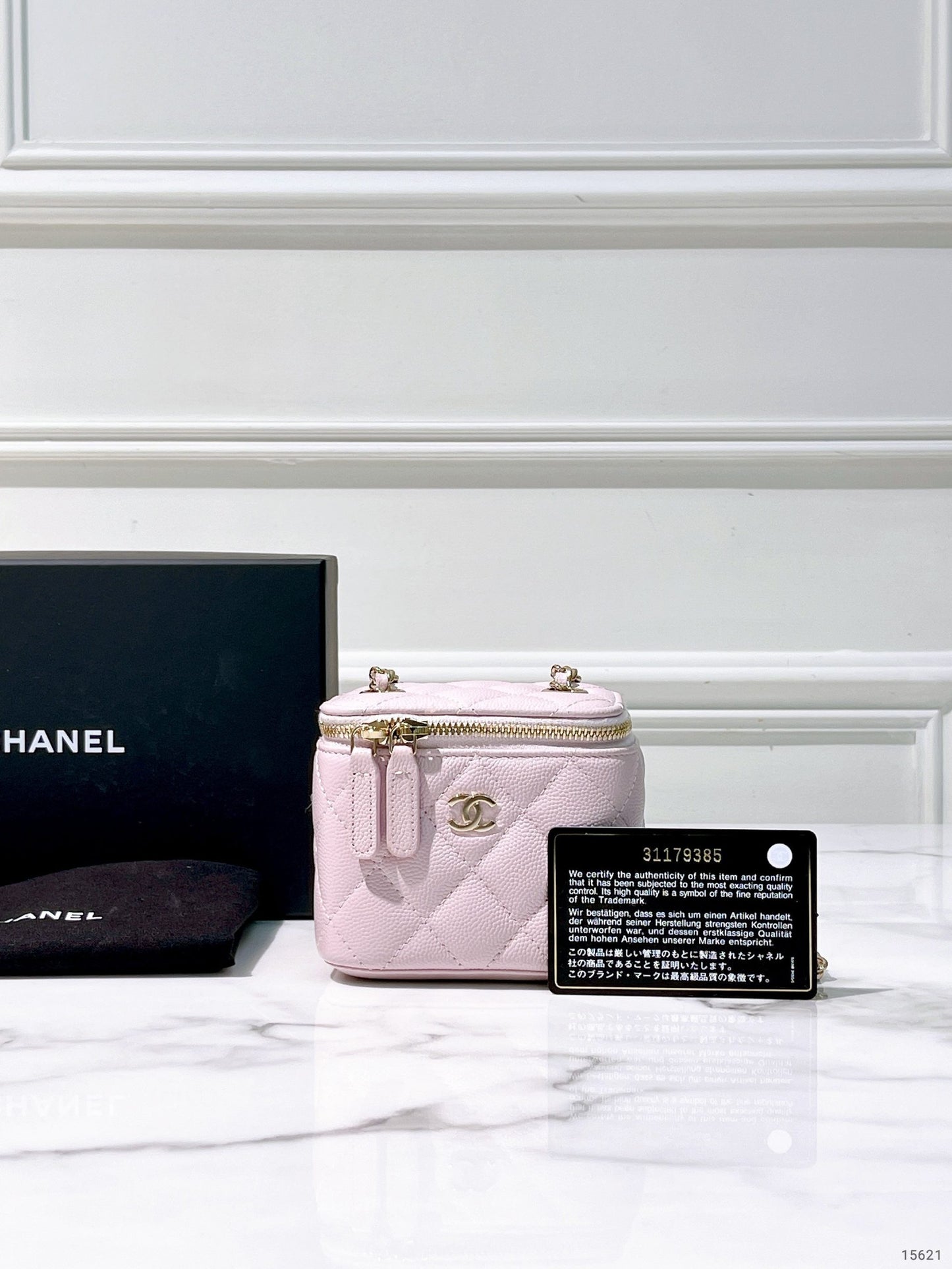 CHANEL MINI VANITY CASE