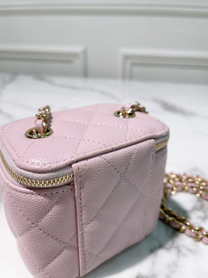 CHANEL MINI VANITY CASE