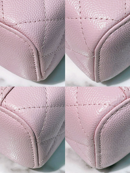 CHANEL MINI VANITY CASE