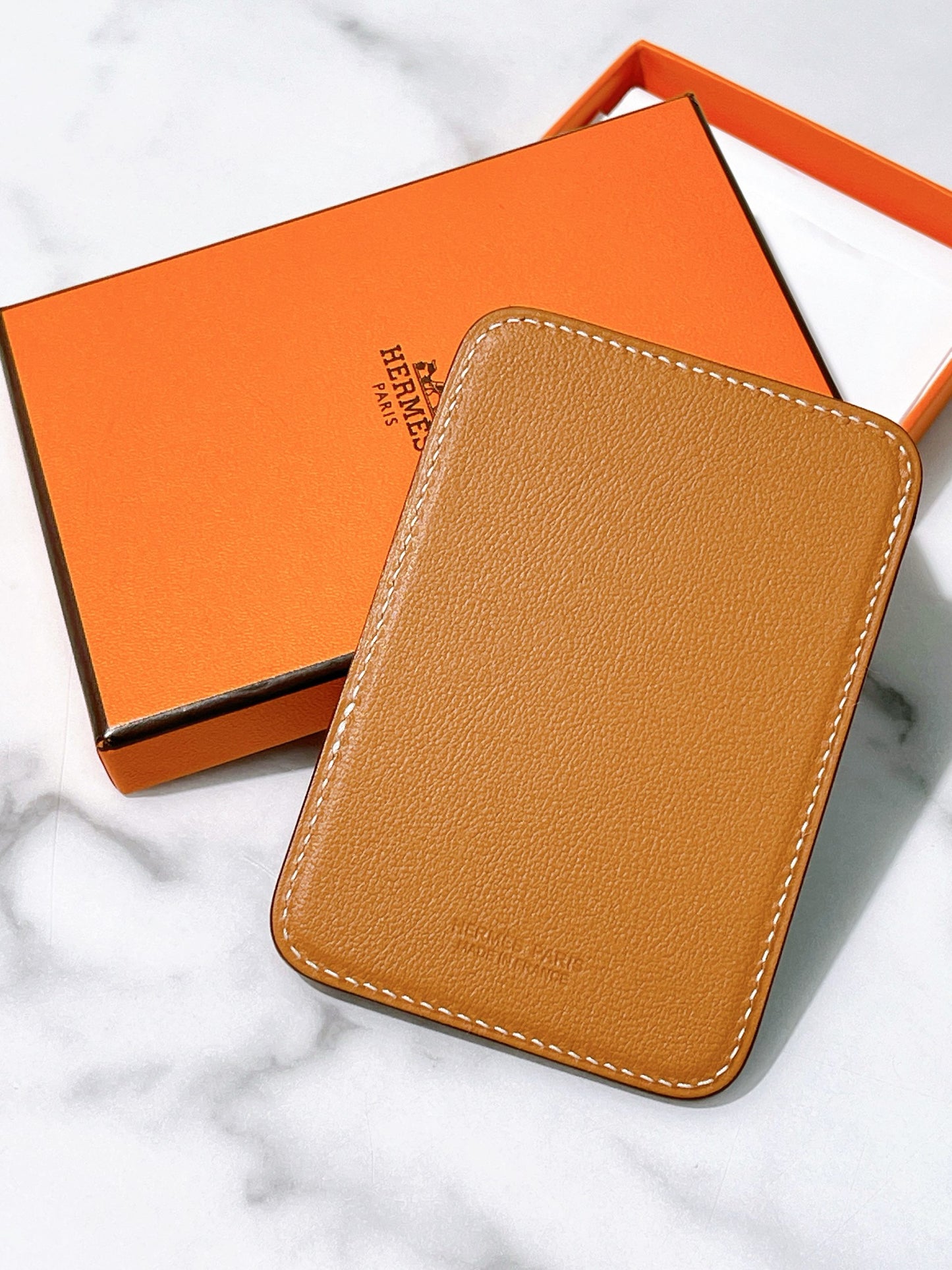 HERMES MAGSAFE CARD HOLDER
