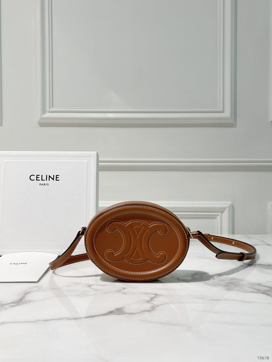 CELINE OVAL