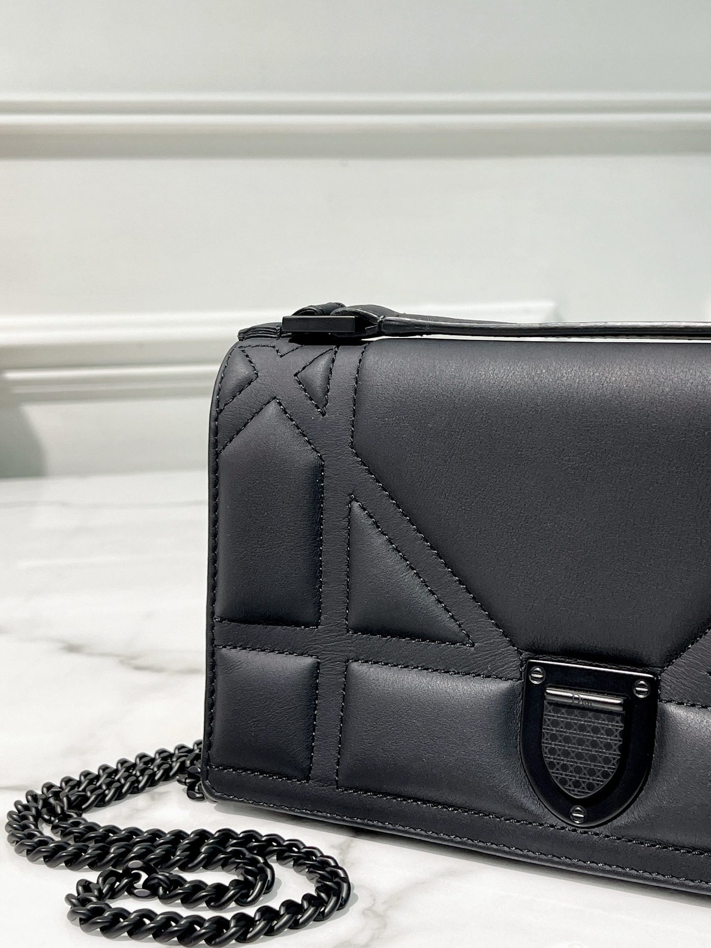 DIORAMA WOC SO BLACK