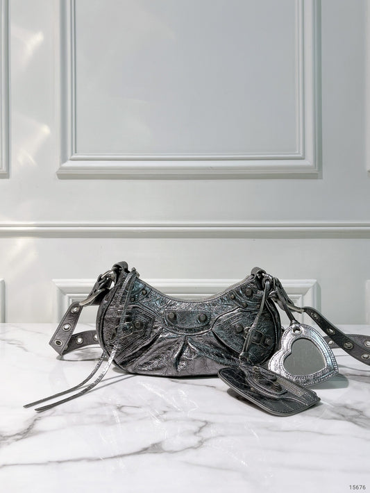 BALENCIAGA LE CAGOLE XS