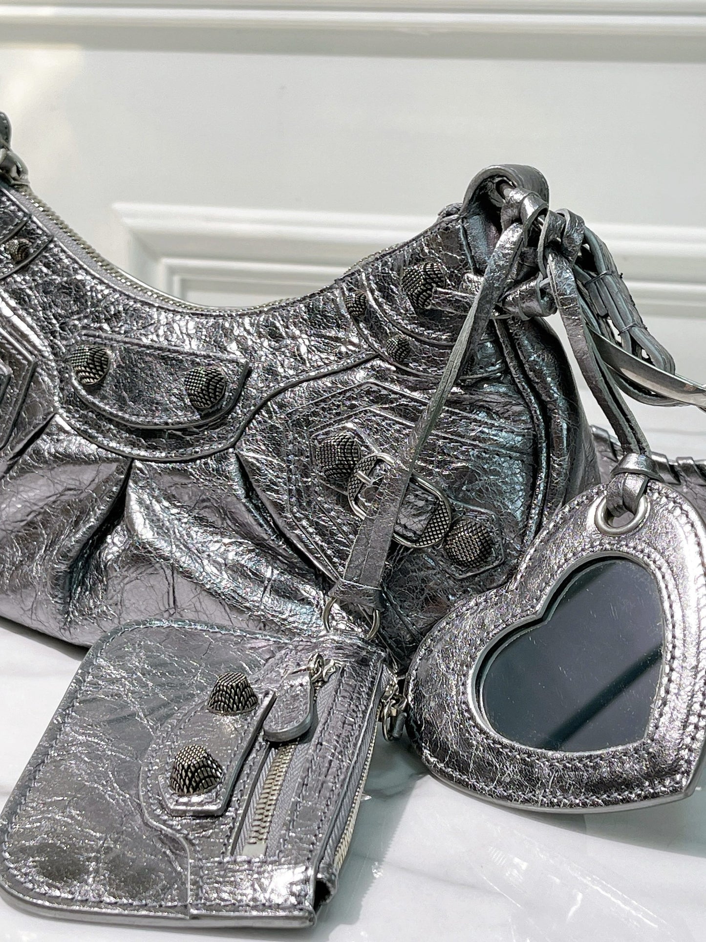 BALENCIAGA LE CAGOLE XS