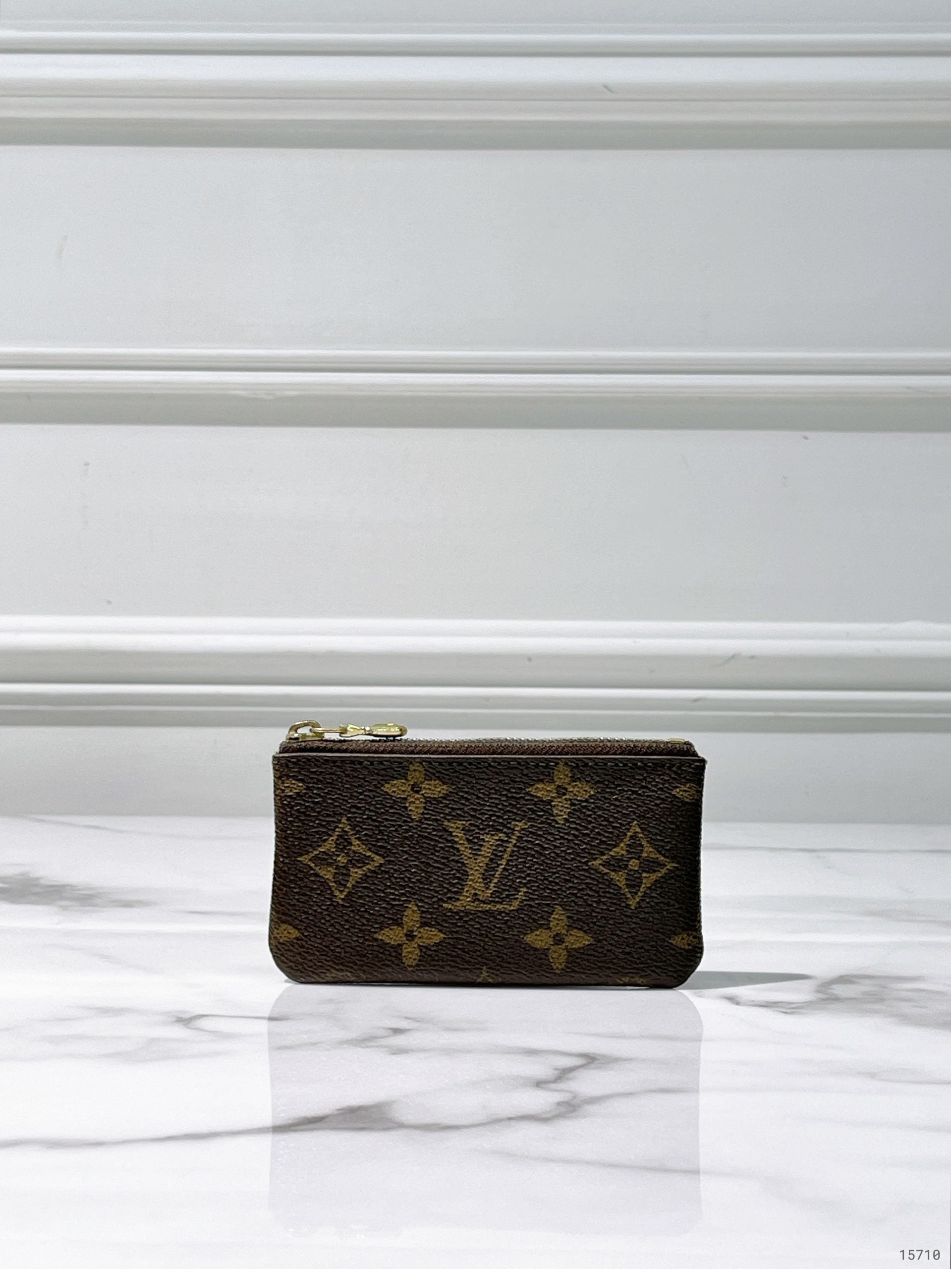LV KEY POUCH