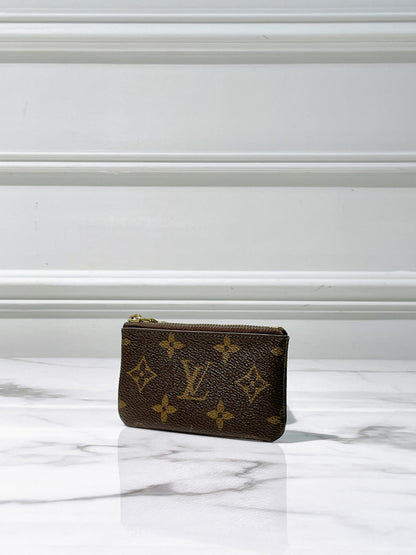 LV KEY POUCH