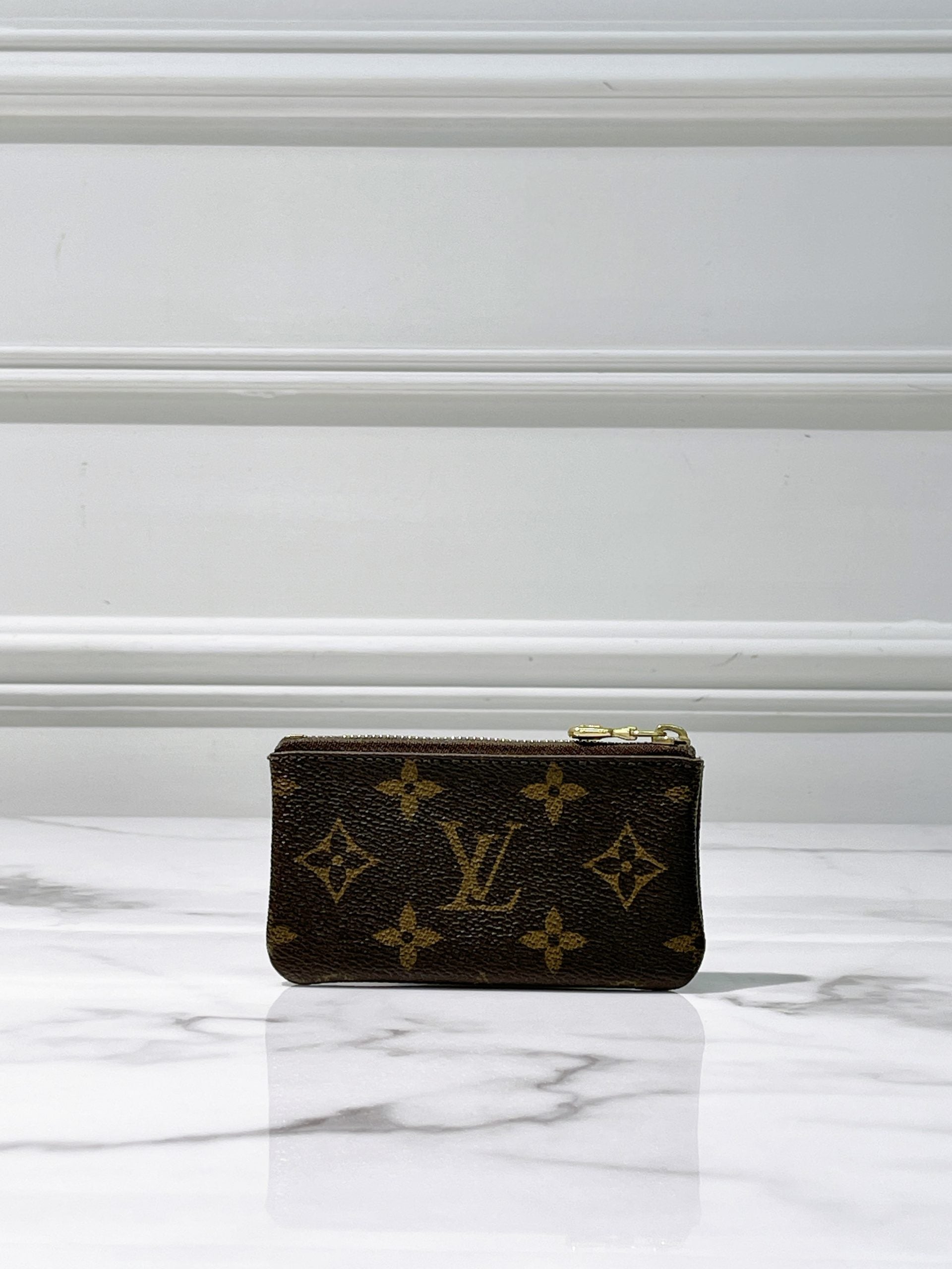 LV KEY POUCH