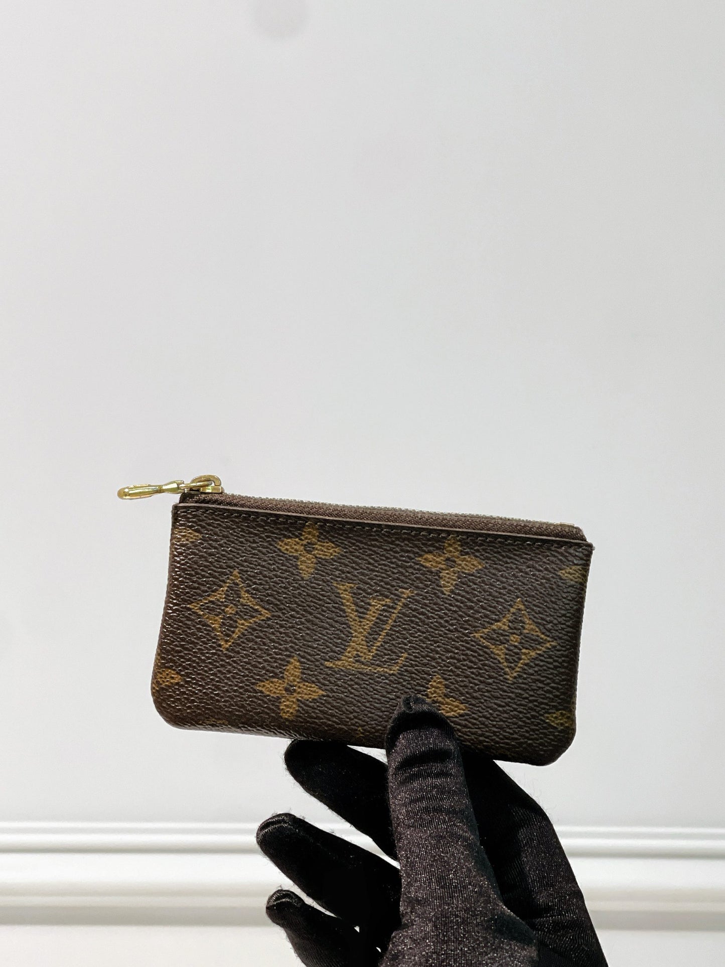 LV KEY POUCH