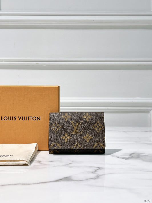 LV FLAP CARD HOLDER