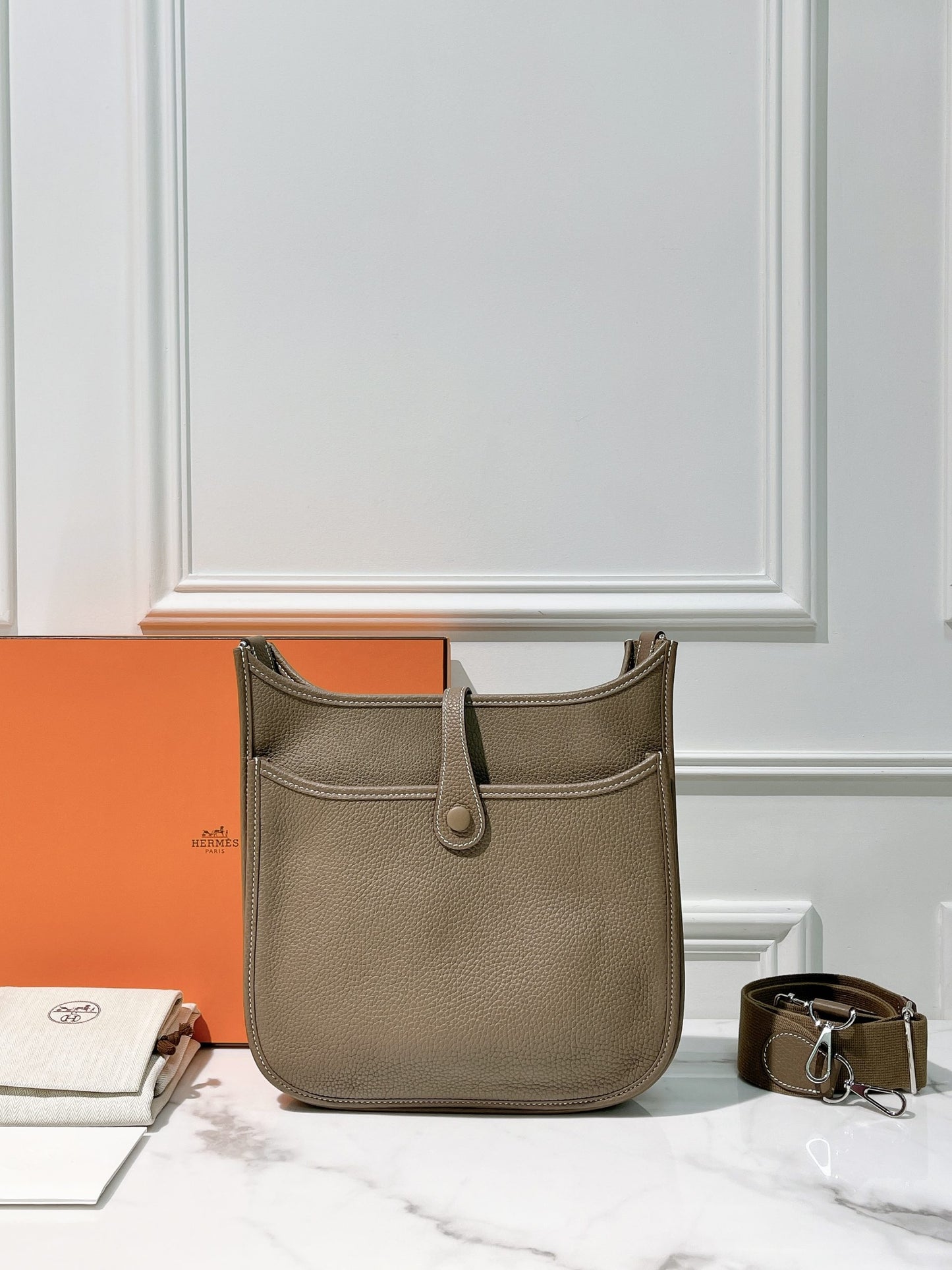 HERMES EVELYNE 29 ETOUPE/SILVER