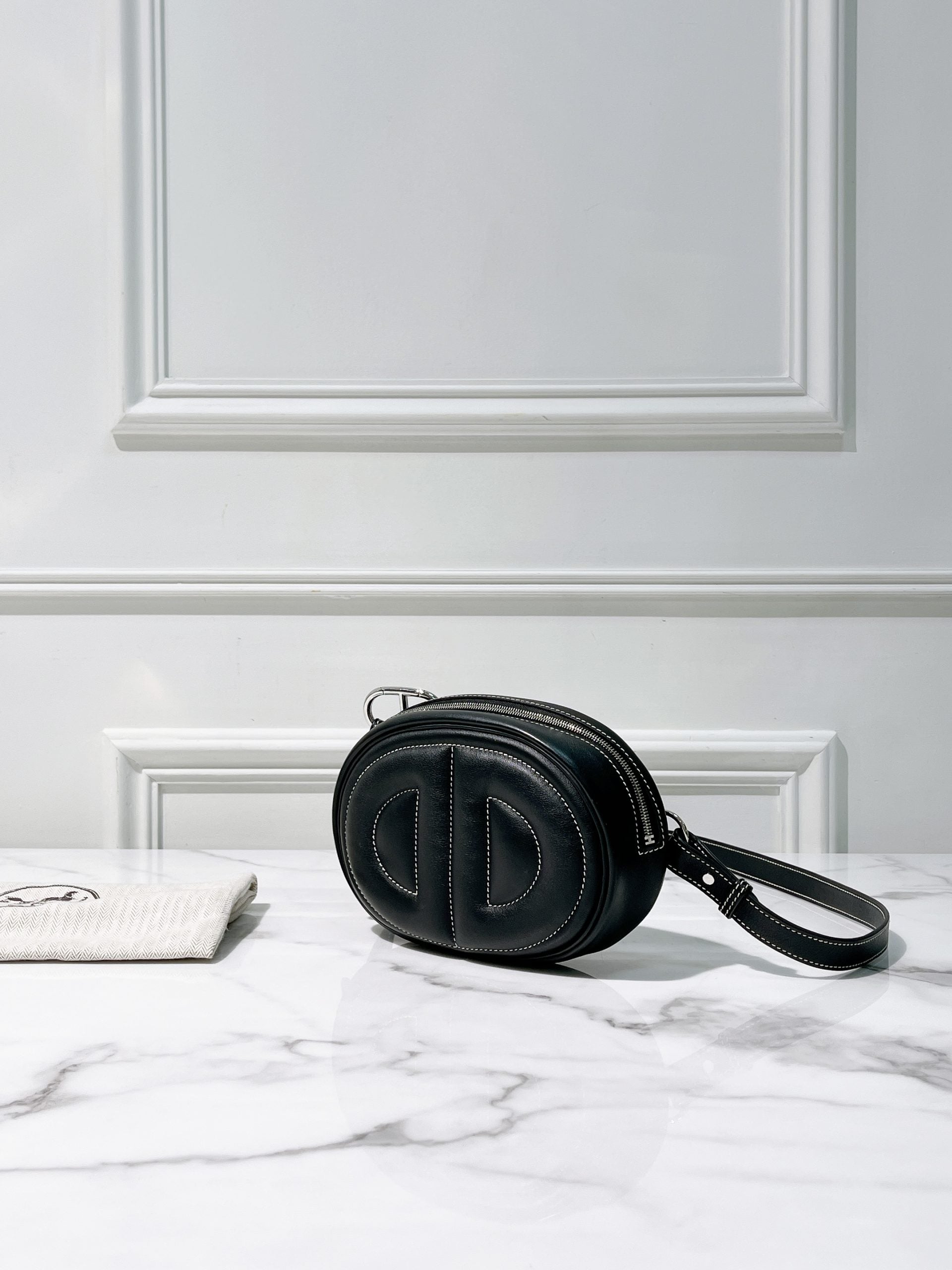 HERMES IN THE LOOP WAIST BAG, NOIR/SILVER