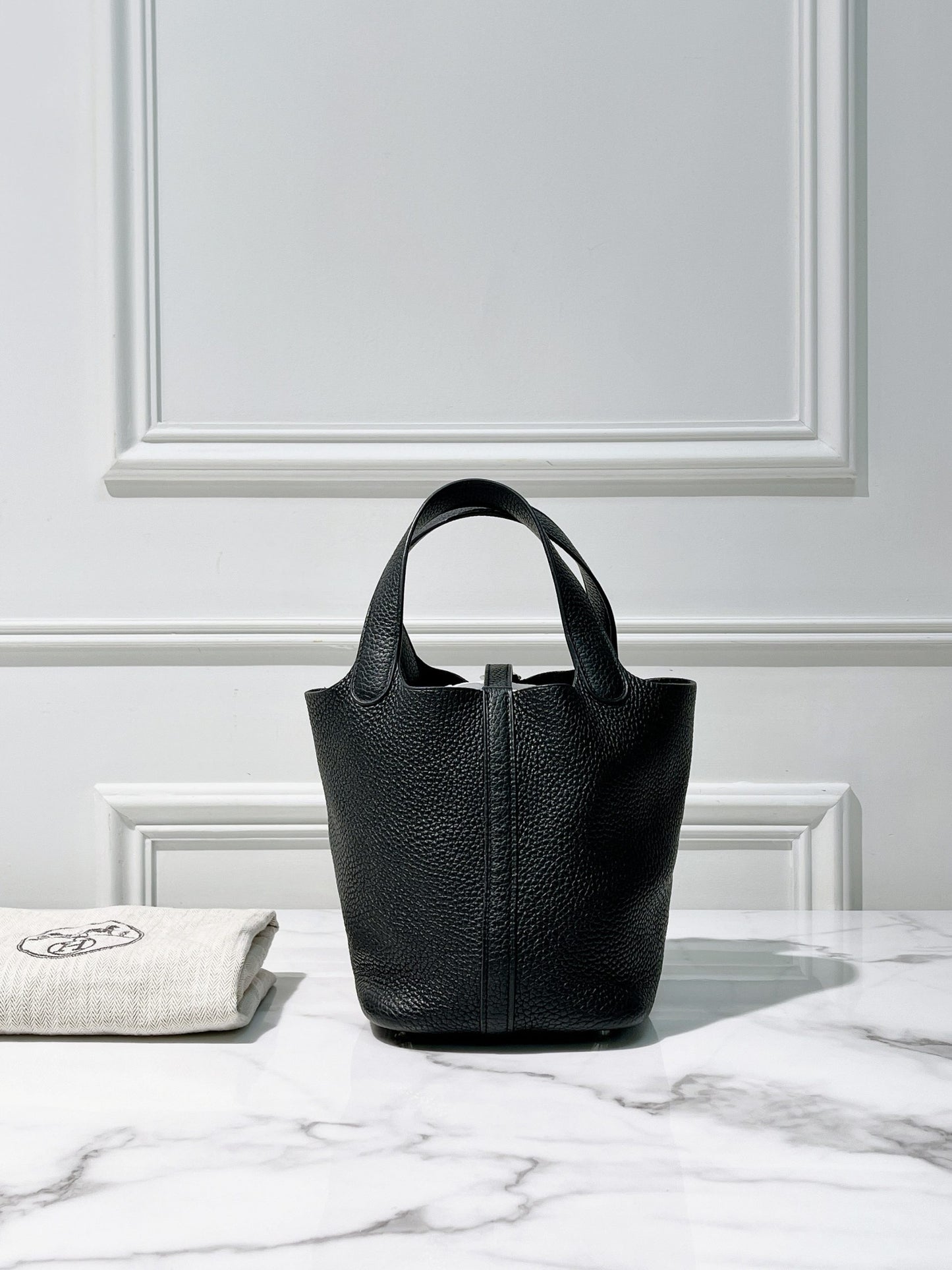 HERMES PICOTIN 18, NOIR/SILVER