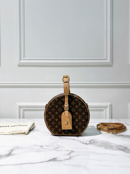 LV PETITE BOITE CHAPEAU
